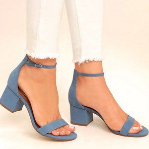 Steve Madden Irenee Light Blue Nubuck Leather Ankle Strap Heels Size 8